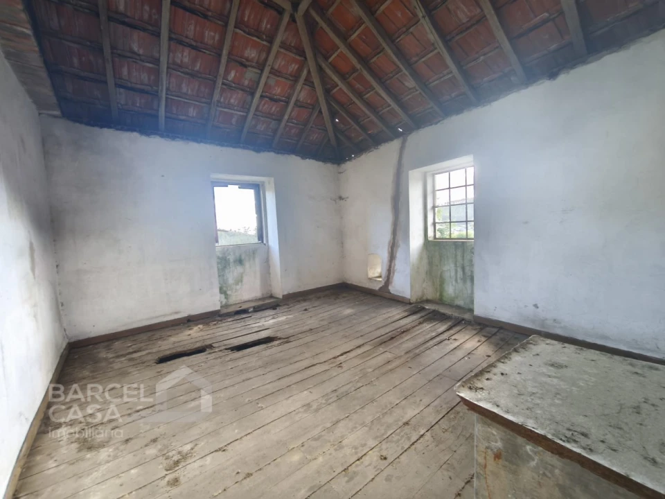Moradia T4 para Venda em Vila Cova e Feitos Foto 27