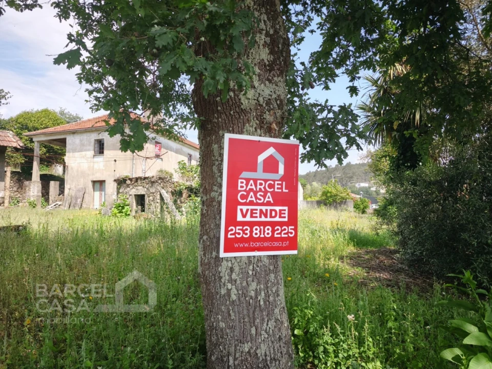Moradia T4 para Venda em Vila Cova e Feitos Foto 36