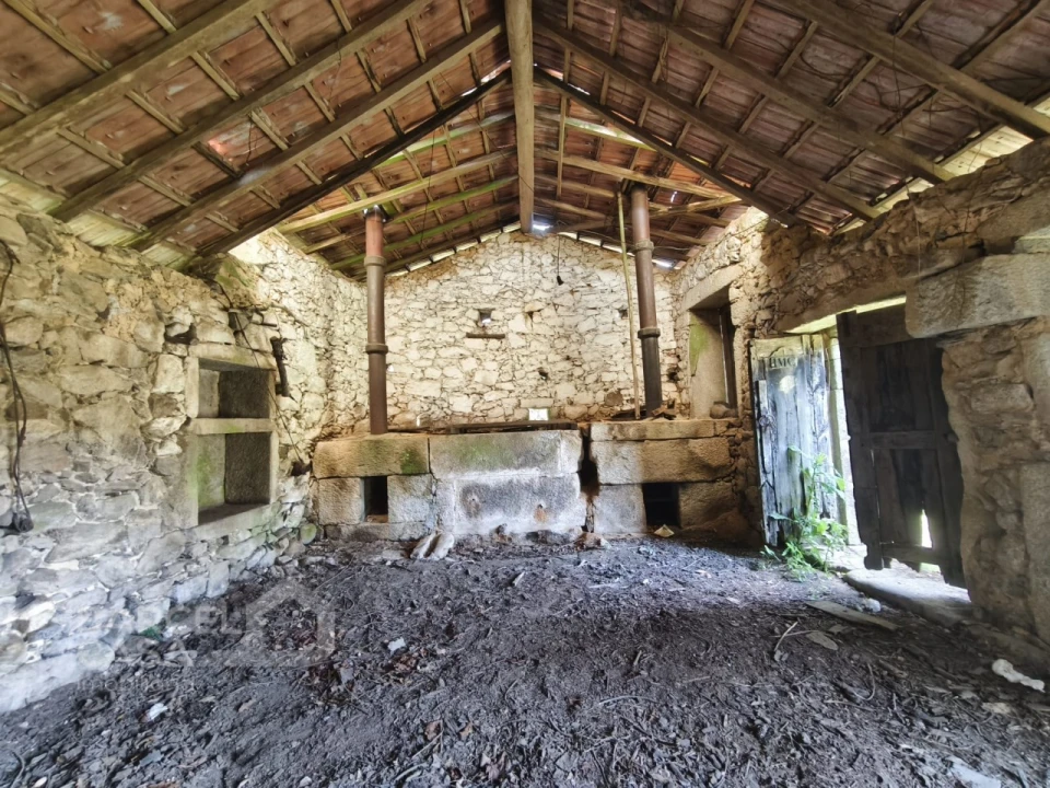 Moradia T4 para Venda em Vila Cova e Feitos Foto 16