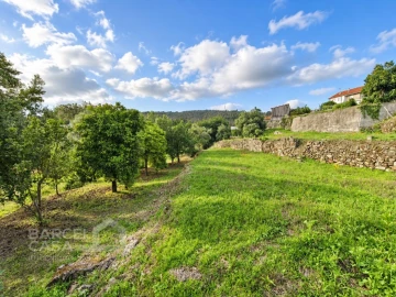 Moradia T4 para Venda em Vila Cova e Feitos