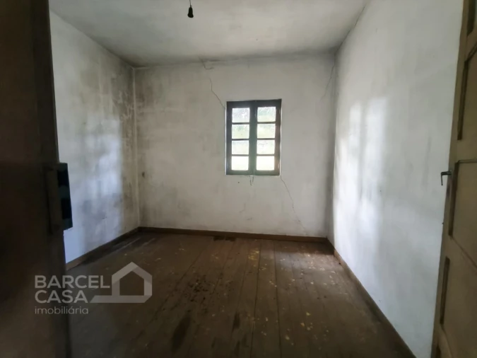 Moradia T4 para Venda em Vila Cova e Feitos Foto 28