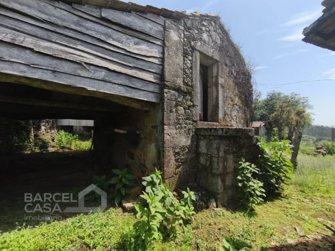 Moradia T4 para Venda em Vila Cova e Feitos Foto 15