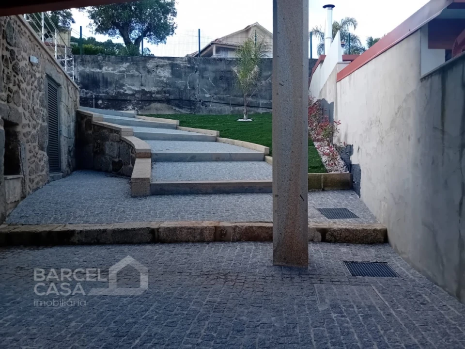 Moradia T3 para Venda em Carapeços Foto 26