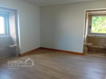 Moradia T3 para Venda em Carapeços