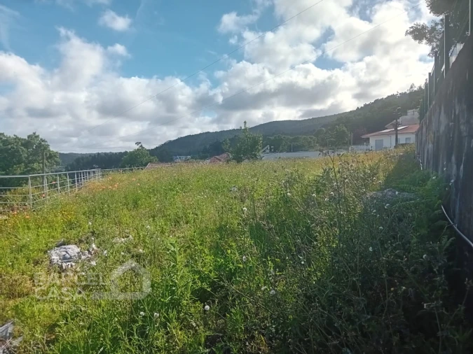 Moradia T3 para Venda em Carapeços Foto 30