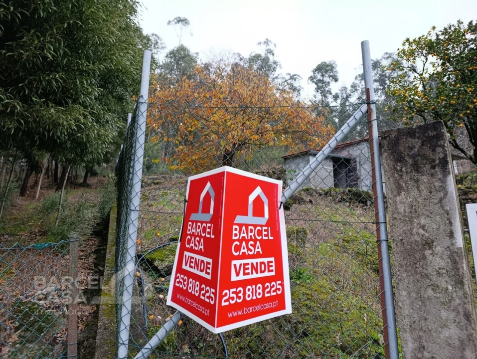 Terreno para Venda em Alheira e Igreja Nova Foto 3