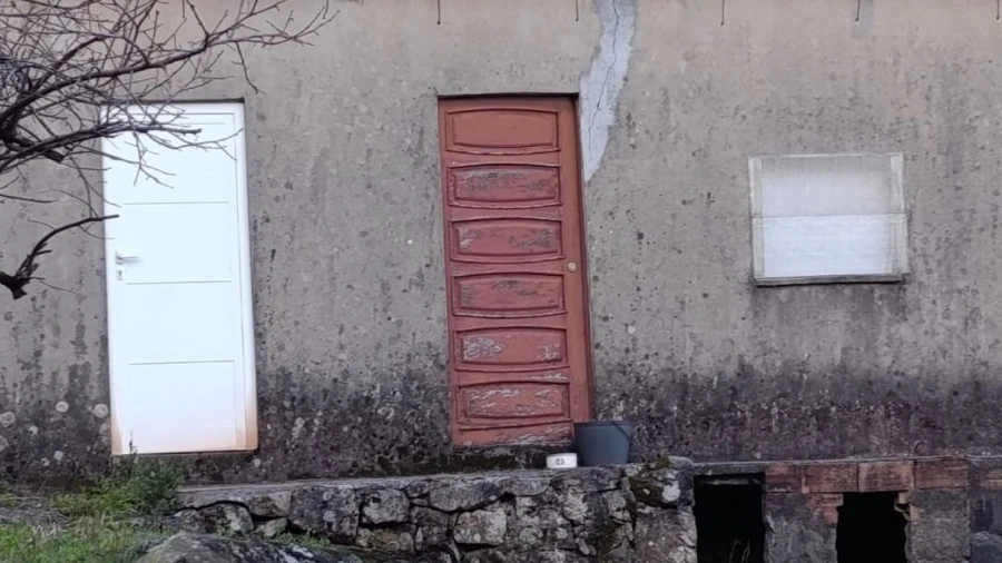 Moradia T1 para Venda em Alheira e Igreja Nova