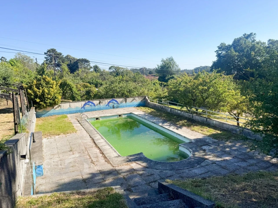 Moradia T4 para Venda em Palmeira de Faro e Curvos Foto 4