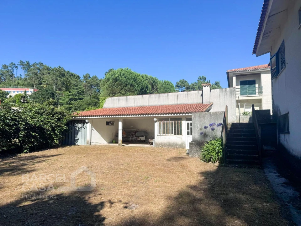 Moradia T4 para Venda em Palmeira de Faro e Curvos Foto 19