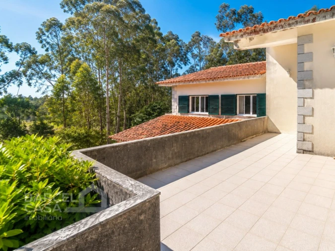 Moradia T4 para Venda em Palmeira de Faro e Curvos Foto 13