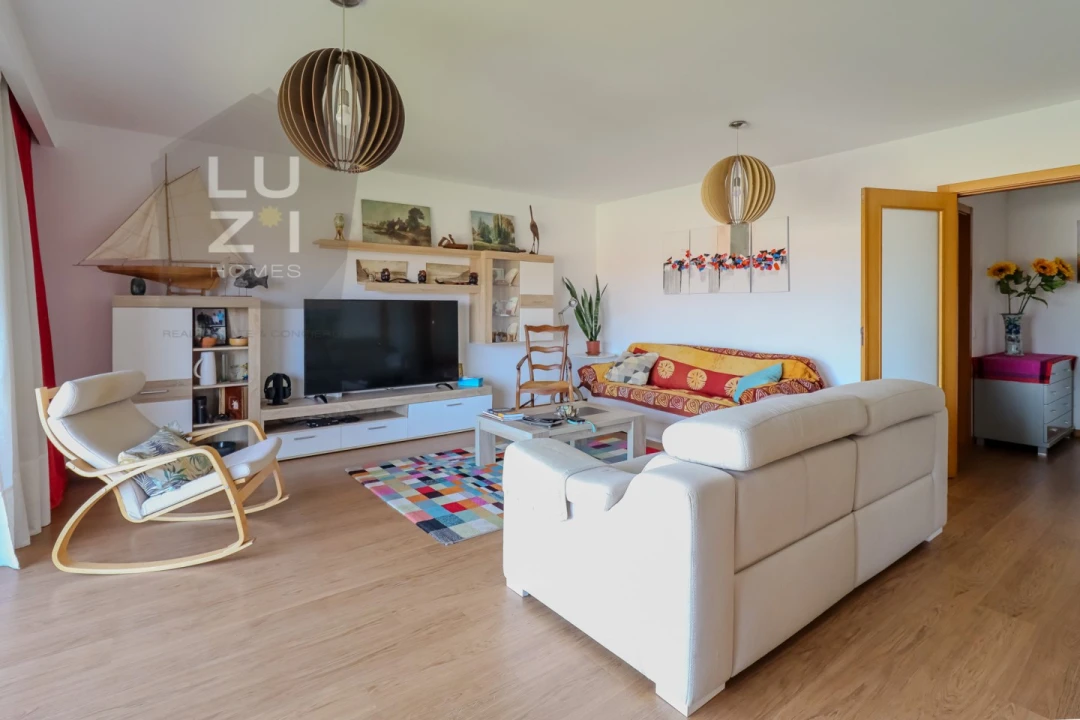 Apartamento T3 para Venda em Portimão Foto 5
