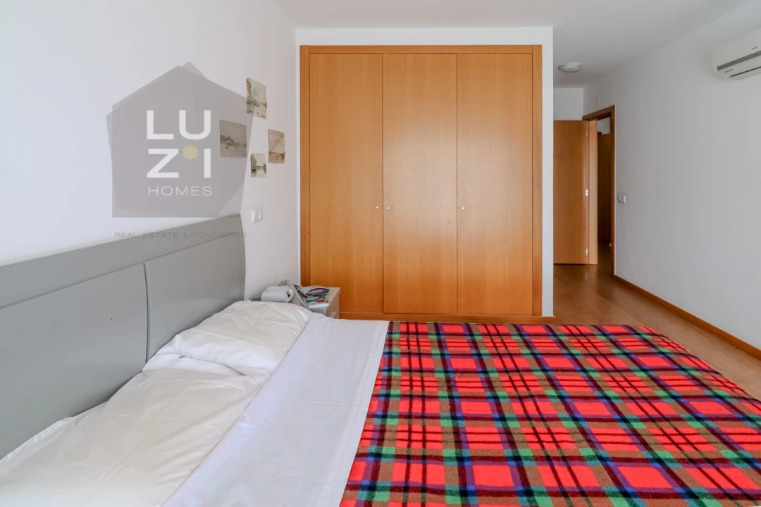 Apartamento T3 para Venda em Portimão Foto 22