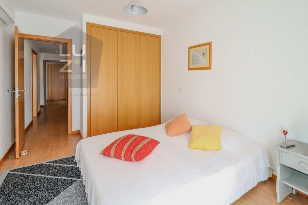 Apartamento T3 para Venda em Portimão Foto 28