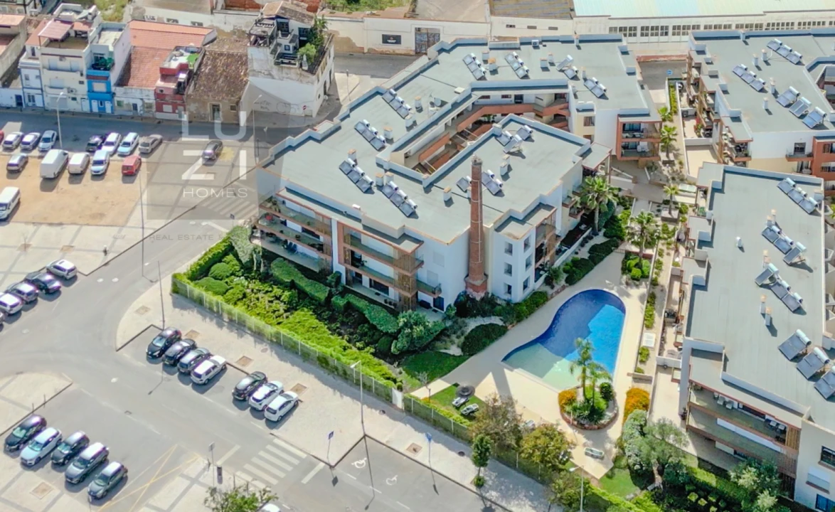 Apartamento T3 para Venda em Portimão Foto 1