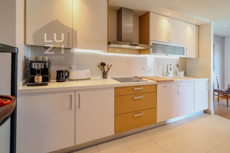 Apartamento T3 para Venda em Portimão Foto 16