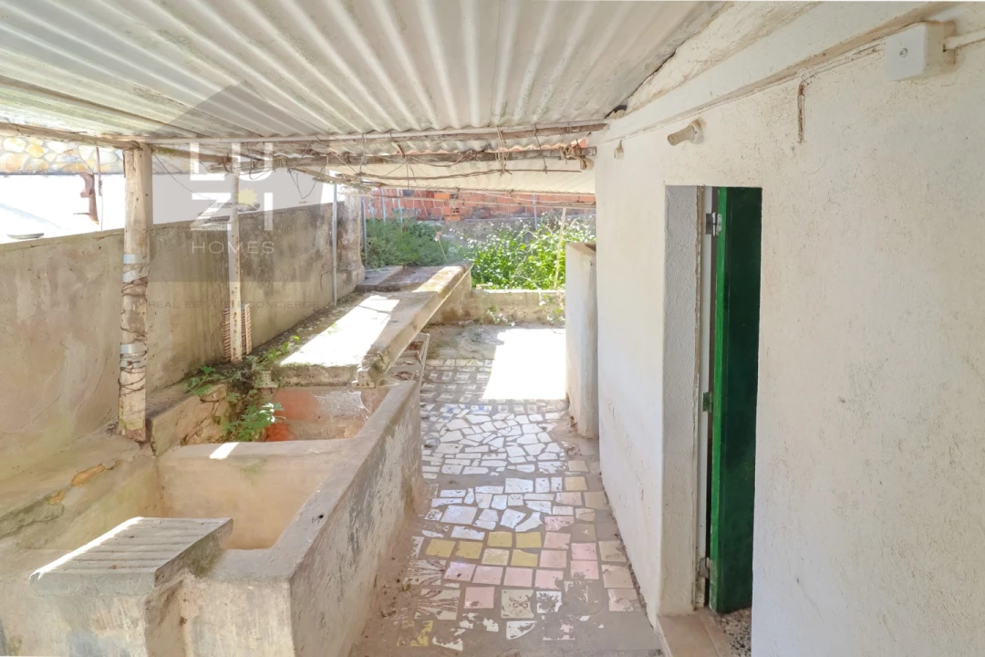 Moradia T2 para Venda em Vila do Bispo e Raposeira Foto 11