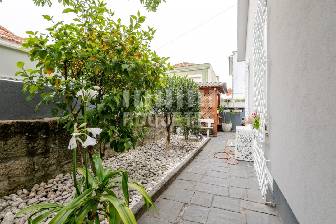 Moradia T3 para Venda em Aldoar, Foz do Douro e Nevogilde Foto 6
