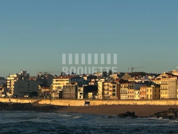 Apartamento T4 para Venda em Aldoar, Foz do Douro e Nevogilde