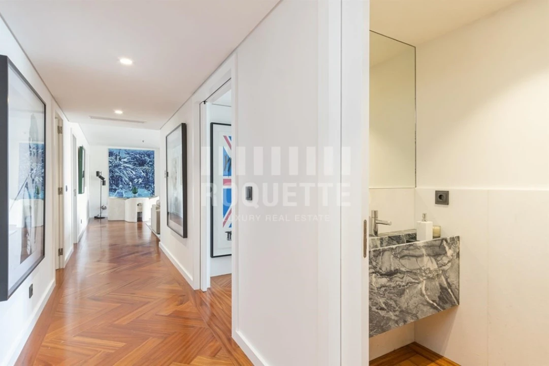 Apartamento T3 para Venda em Lordelo do Ouro e Massarelos Foto 14