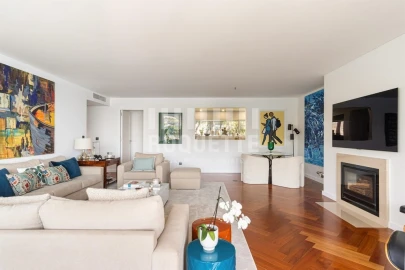 Apartamento T3 para Venda em Lordelo do Ouro e Massarelos