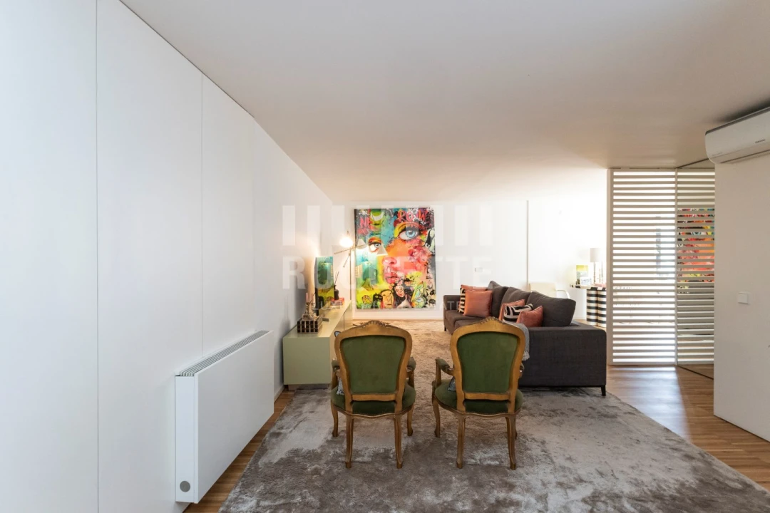 Apartamento T2 para Venda em Lordelo do Ouro e Massarelos Foto 19