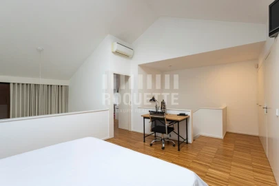 Apartamento T2 para Venda em Lordelo do Ouro e Massarelos