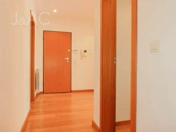 Apartamento T3 para Arrendamento em Alcabideche