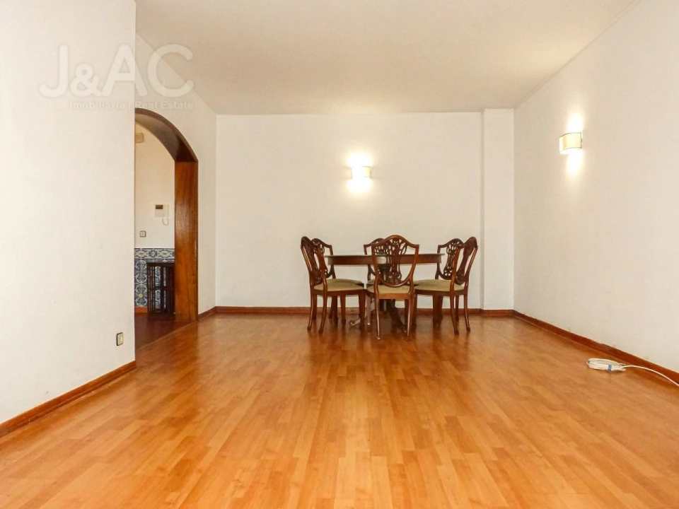 Apartamento T2 para Arrendamento em Cascais e Estoril Foto 3