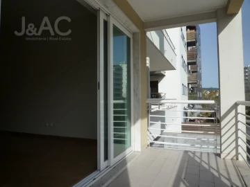 Apartamento T2 para Arrendamento em Cascais e Estoril