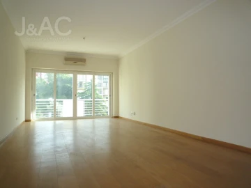Apartamento T2 para Arrendamento em Cascais e Estoril