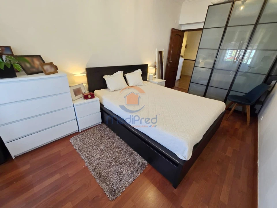 Apartamento T2 para Venda em Odivelas Foto 12