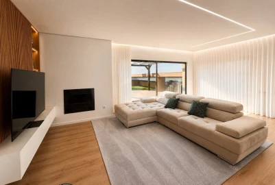 Apartamento T3 para Venda em Póvoa de Varzim, Beiriz e Argivai
