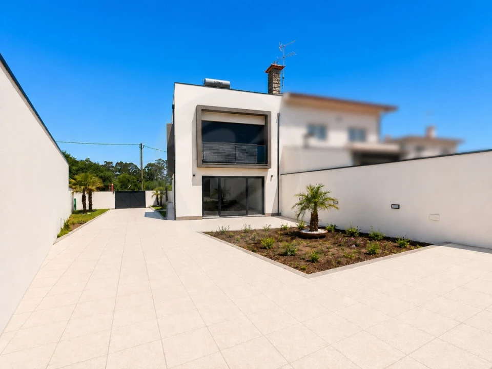 Moradia T3 para Venda em Aver-O-Mar, Amorim e Terroso Foto 28