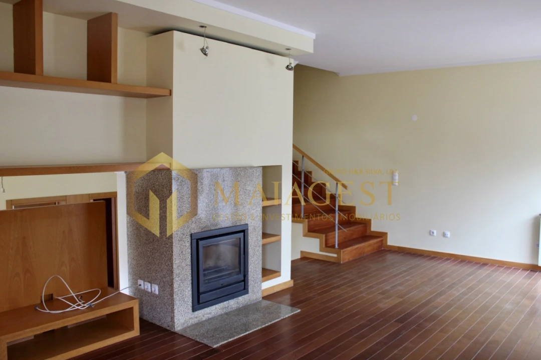 Moradia T3 para Venda em Serzedo e Perosinho Foto 5