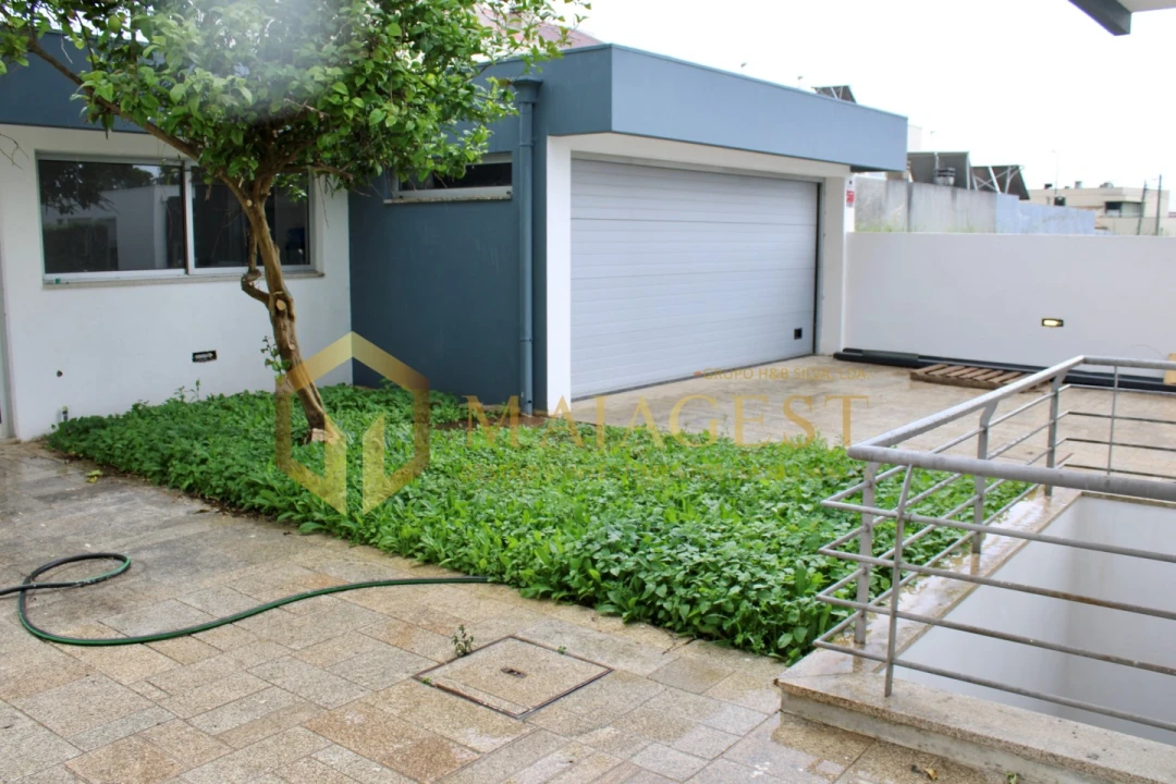 Moradia T3 para Venda em Serzedo e Perosinho Foto 13