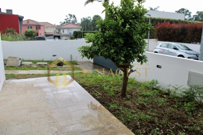Moradia T3 para Venda em Serzedo e Perosinho