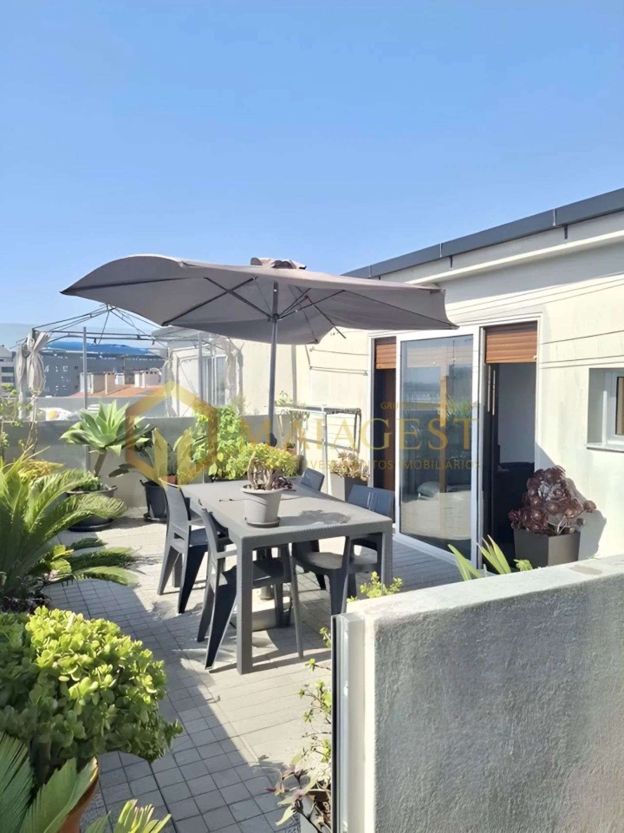 Apartamento T1 para Venda em Mafamude e Vilar do Paraíso Foto 1