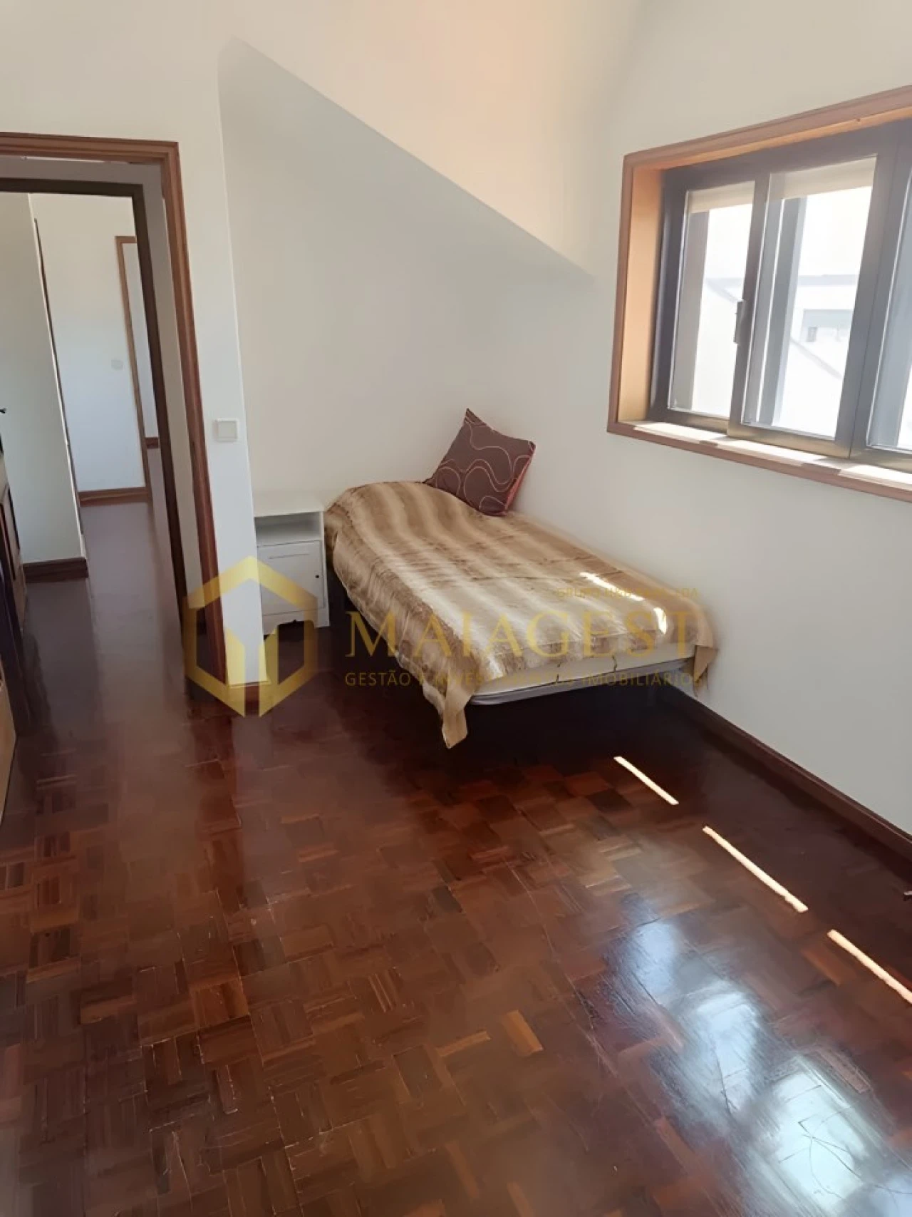 Apartamento T3 para Arrendamento em Bonfim Foto 6