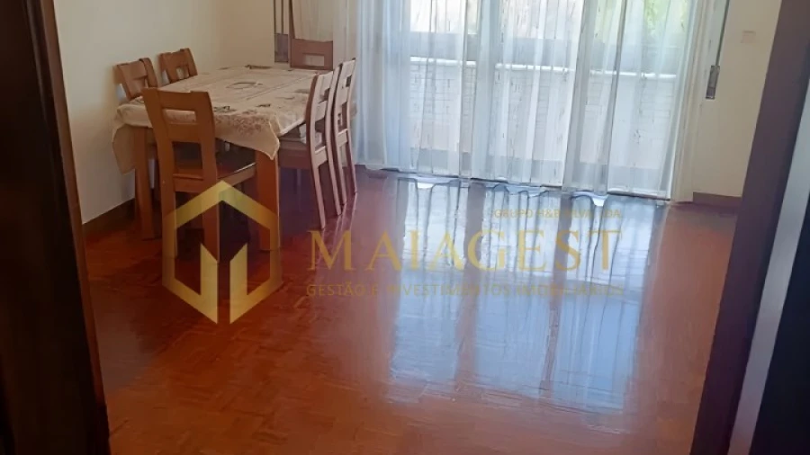 Apartamento T3 para Arrendamento em Bonfim