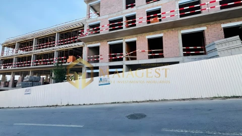 Apartamento para Venda em Cristelos, Boim e Ordem