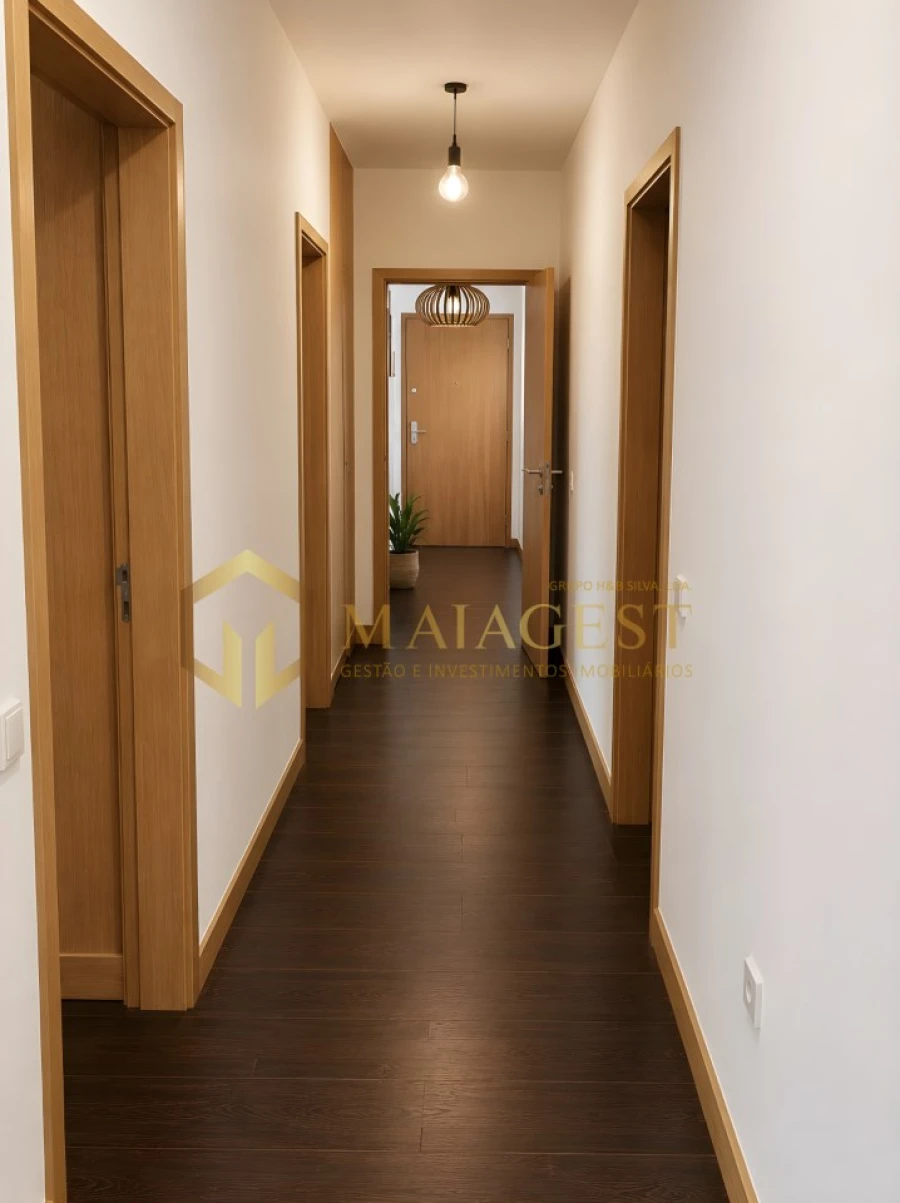 Apartamento T3 para Arrendamento em Cedofeita, Santo Ildefonso, Sé, Miragaia, São Nicolau e Vitória Foto 18