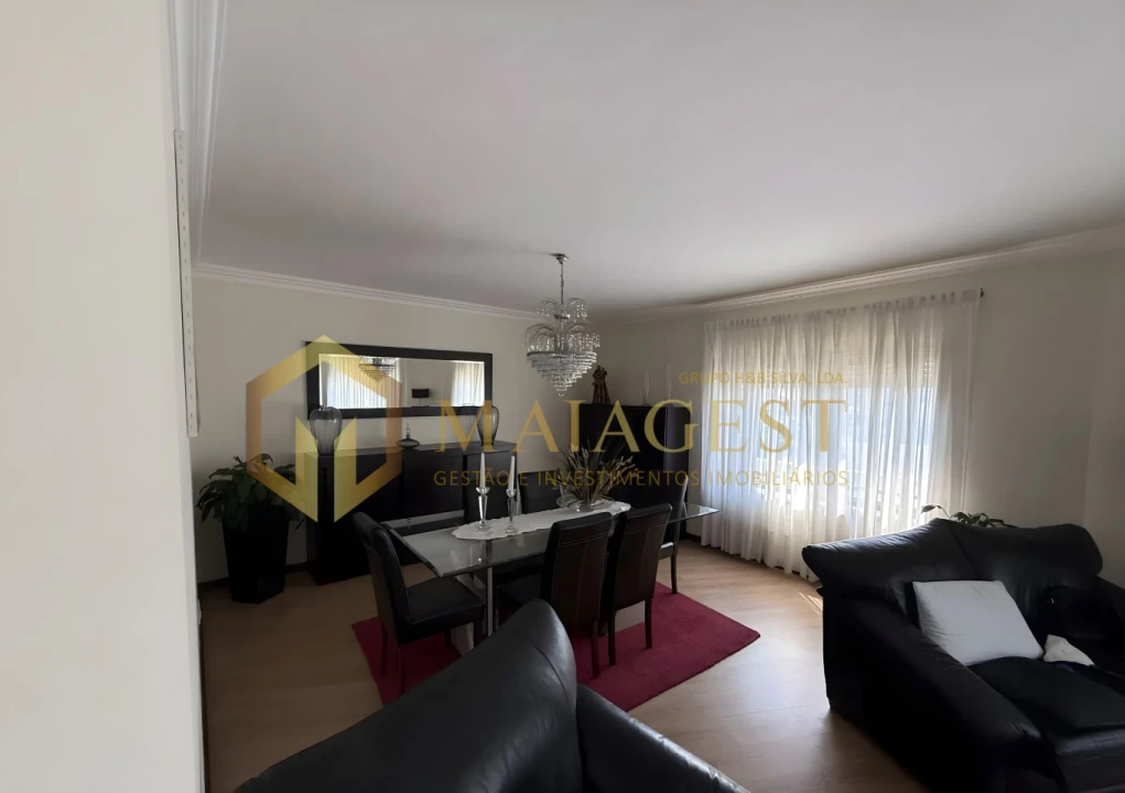 Apartamento T2 para Venda em Madalena Foto 4