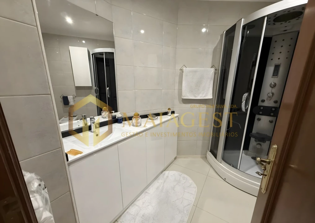 Apartamento T2 para Venda em Madalena Foto 18