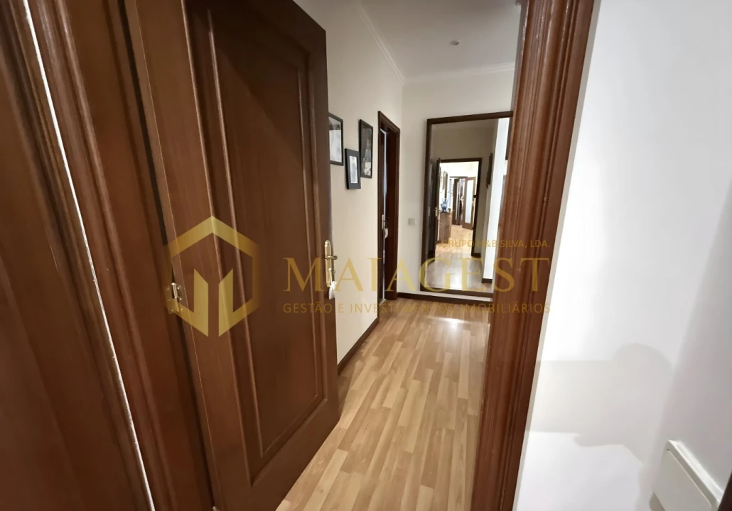 Apartamento T2 para Venda em Madalena Foto 23