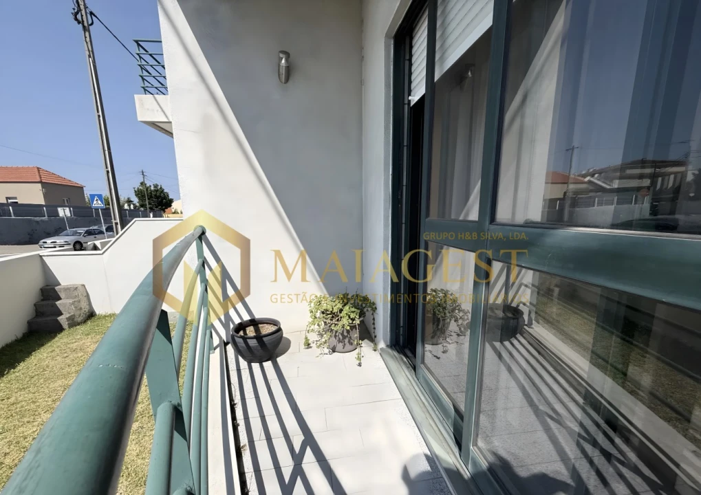 Apartamento T2 para Venda em Madalena Foto 35