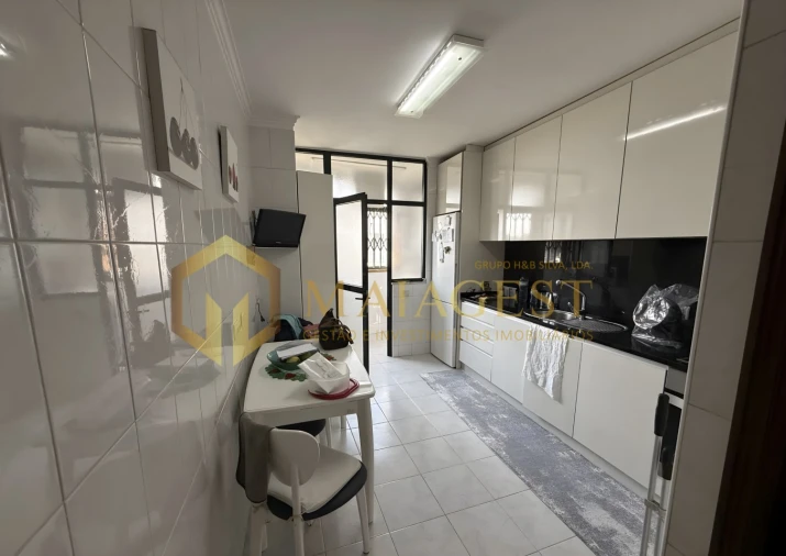 Apartamento T2 para Venda em Madalena Foto 12