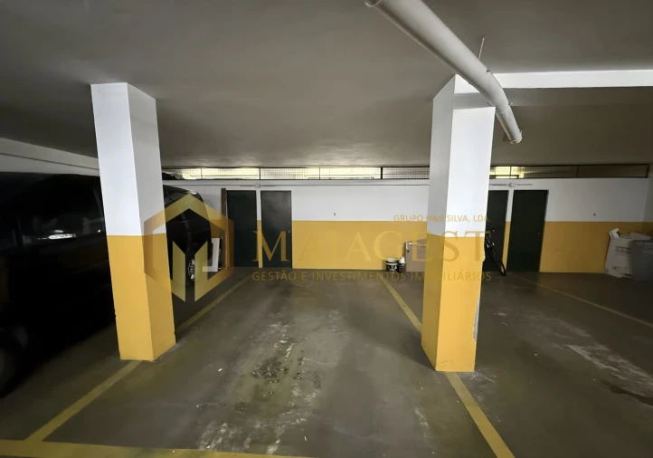 Apartamento T2 para Venda em Madalena Foto 33