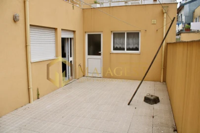 Apartamento T2 para Venda em Santa Marinha e São Pedro da Afurada