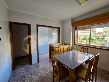 Apartamento T3 para Arrendamento em Mozelos