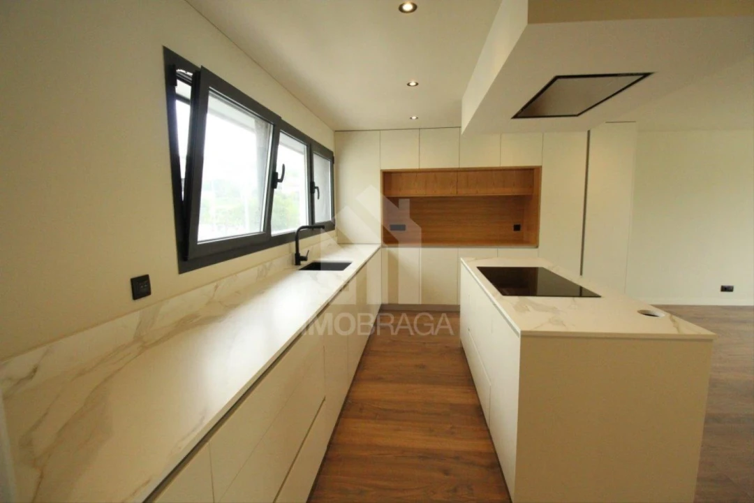 Moradia T3 para Venda em Este (São Pedro e São Mamede) Foto 5
